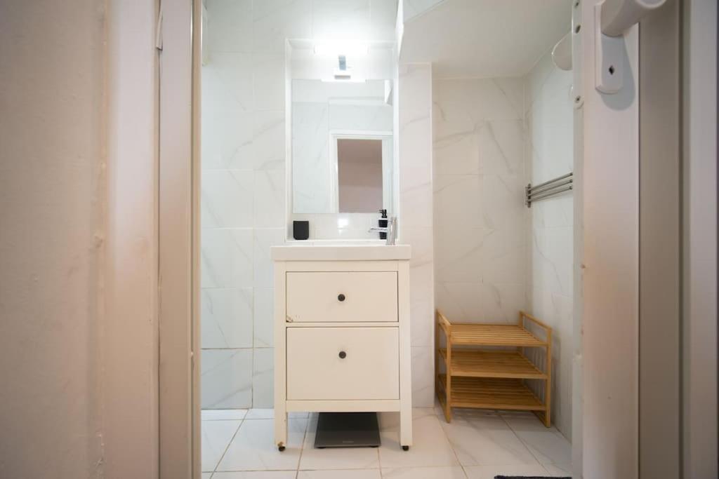 Appartement Tout Equipe Proche De La Plage 2 A 4 Couchages Marselha Exterior foto